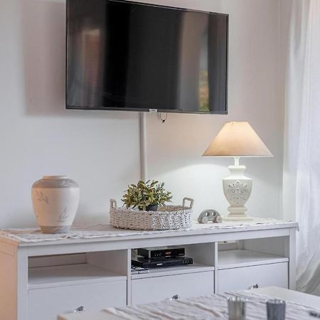 Gorgeous Renovated Cala Sant Vicenc Beach Villa Cala San Vicente  Ngoại thất bức ảnh